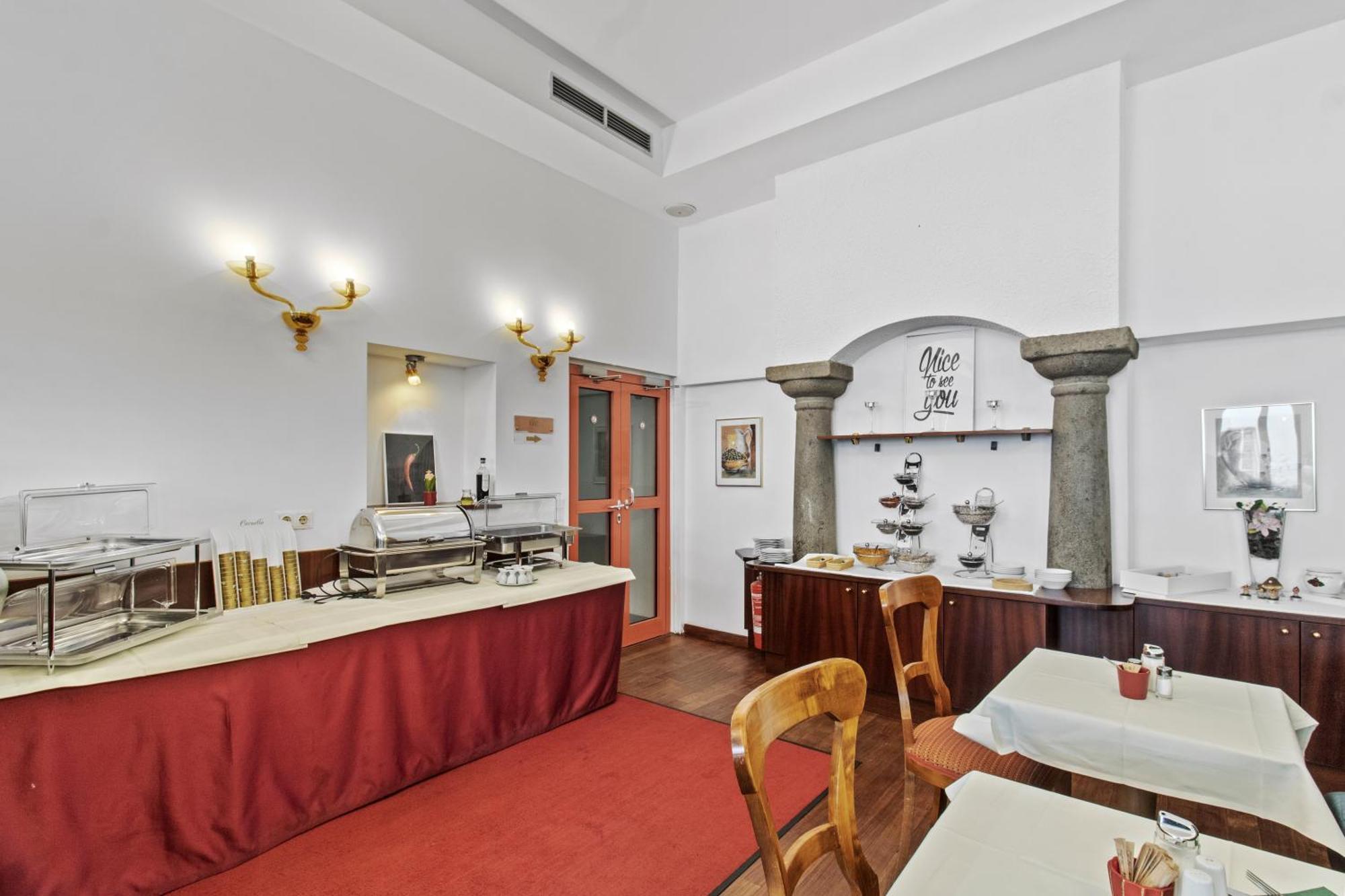 Hotel Schild 4*