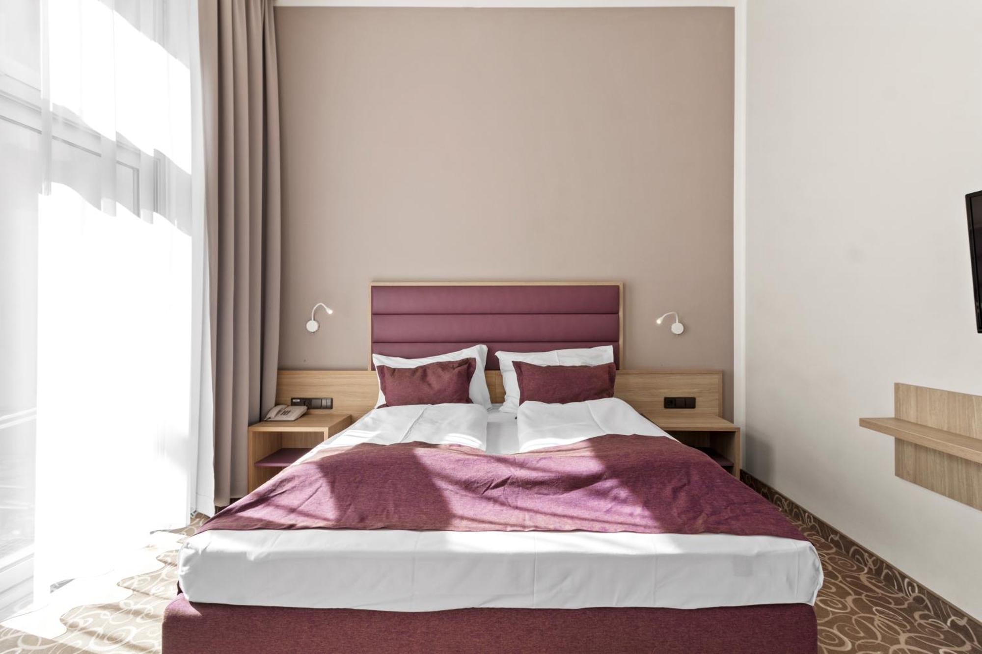 Schild Hotel Vienne
