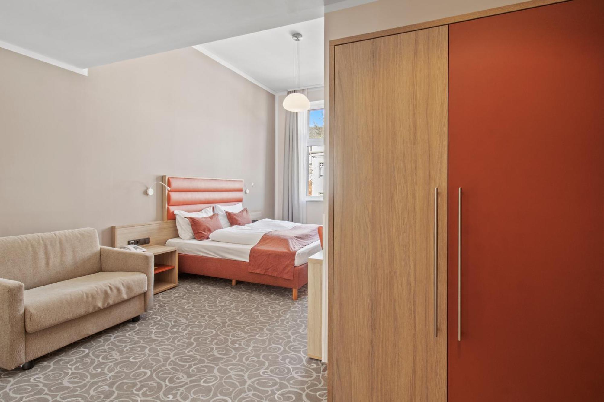 Hotel Schild 4*