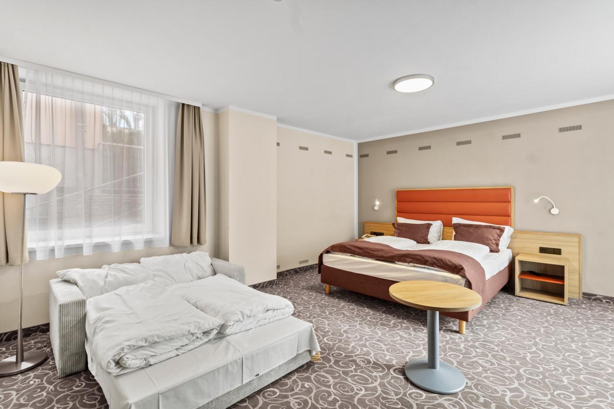 Schild Hotel Viena