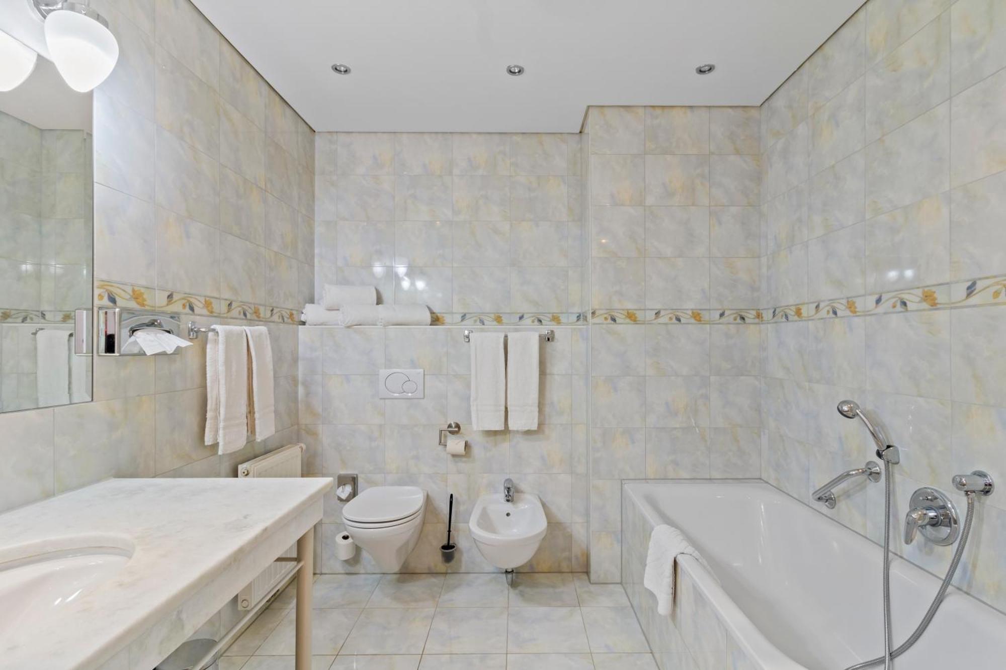 Hotel Schild 4*